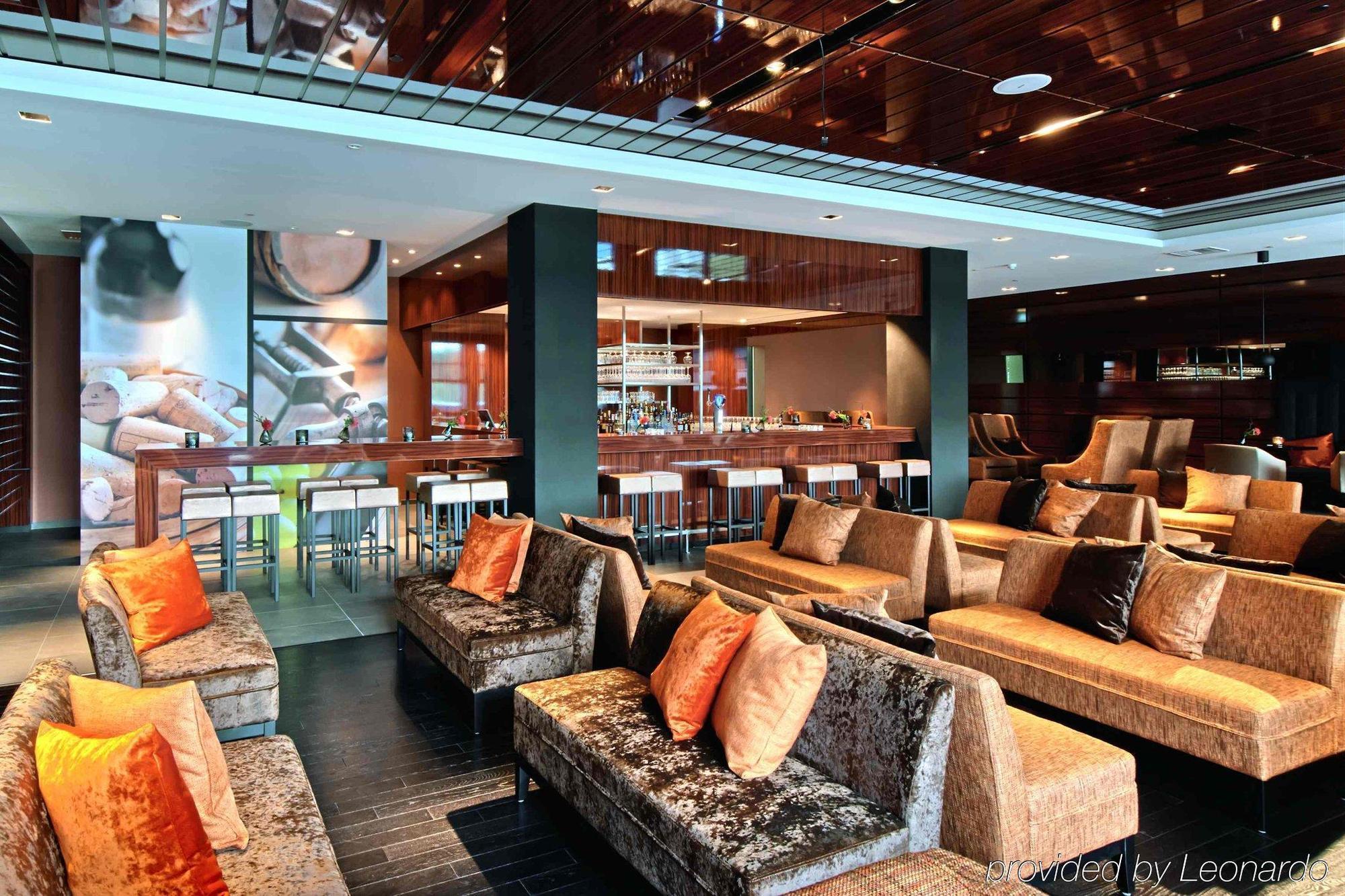 Van Der Valk Hotel Tiel Exterior foto